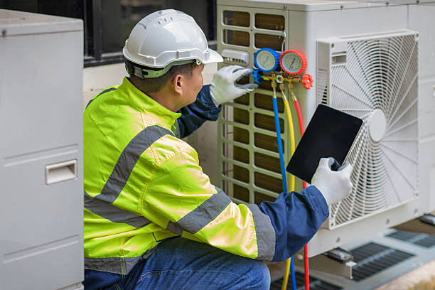 Professional Hvac Installation technician working in Mackey, IN